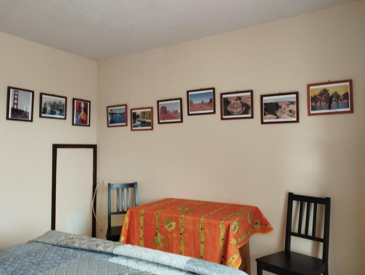 Bed and Breakfast L'Orangette Régusse Exteriér fotografie